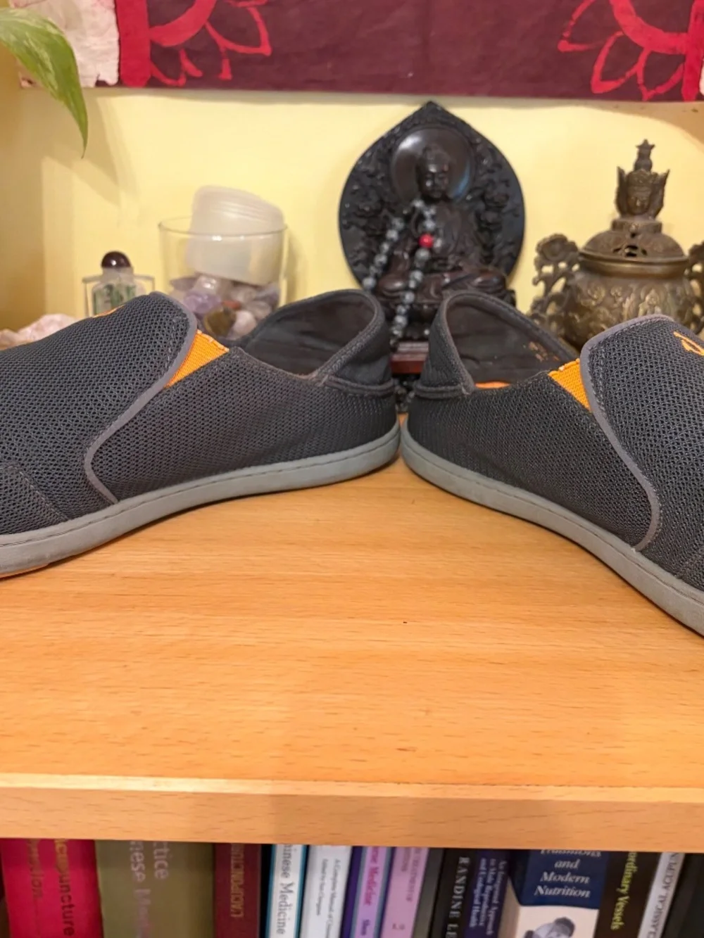 Olukai Nohea Mesh Men's 11 Blue Orange Slip On Slide Boat Deck Summer Comfort